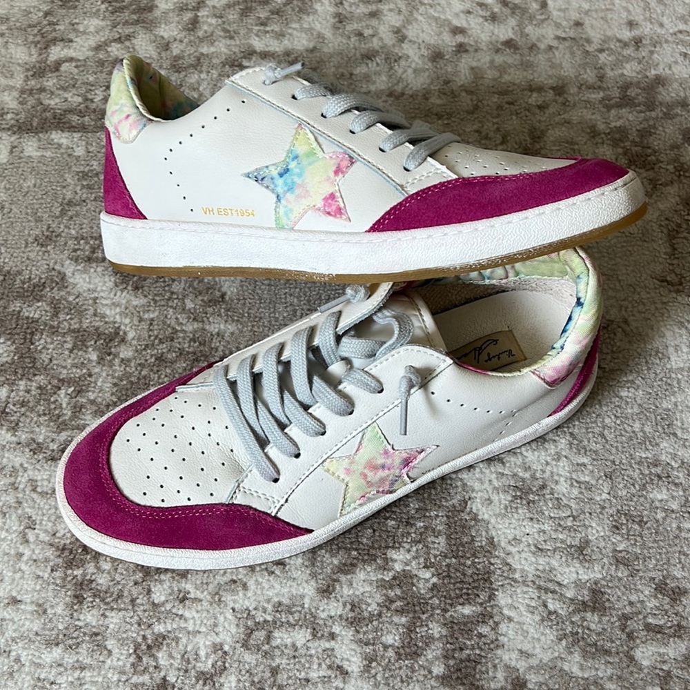 White Fuchsia Multi Vintage Havana Alice Sneakers Size 11